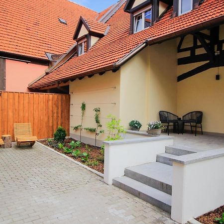 Gasthof Pension Zum Goldenen Hirschen Burgbernheim Dış mekan fotoğraf
